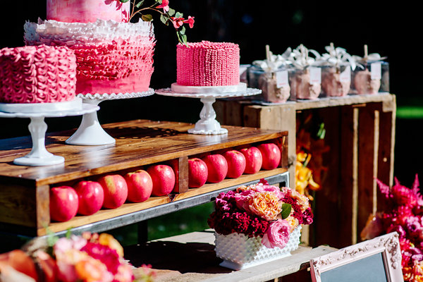 pink lady wedding cake and apples