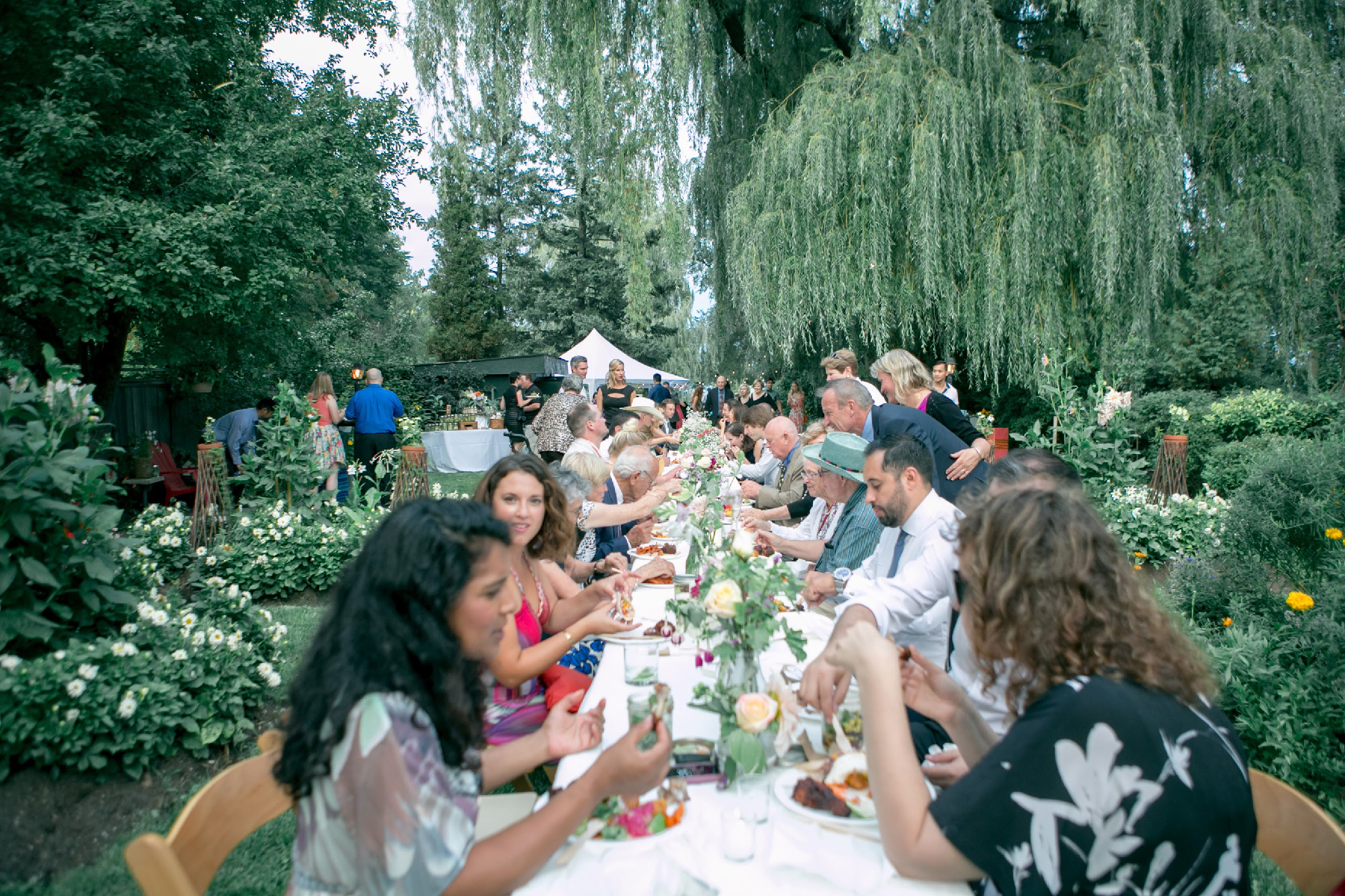 Scarborough Bluffs Backyard Wedding outdoor dining